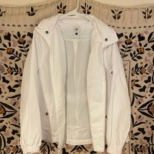 CAbi Race Windbreaker STYLE: 6013 SIZE: Medium